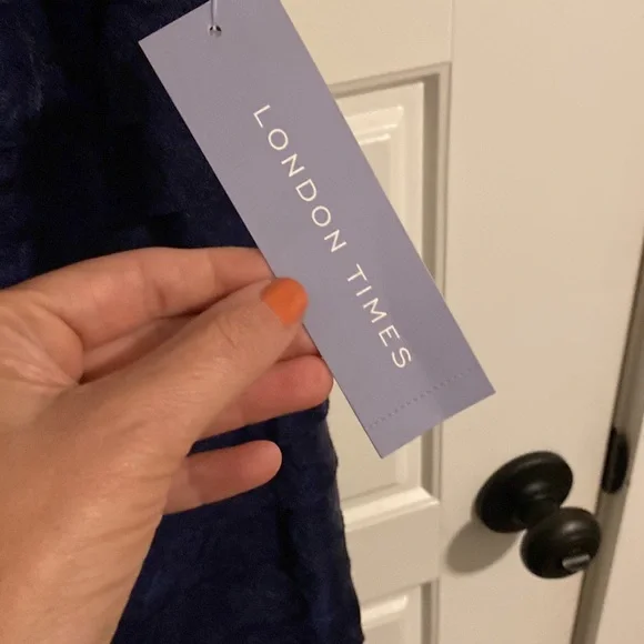 Navy blue full length formal - Picture 7 of 7